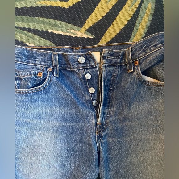 Vintage Levi 501 Jeans 👖 - Picture 2 of 5
